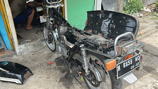 Bengkel Motor AE 111