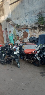 Bengkel Motor "Garasi Senyap"