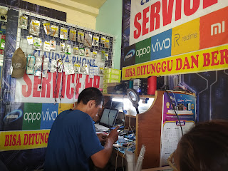 CLAUDYA PHONE, SERVICE HP