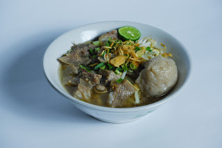 Mie Kocok & Yamin Bu Tini Samoja