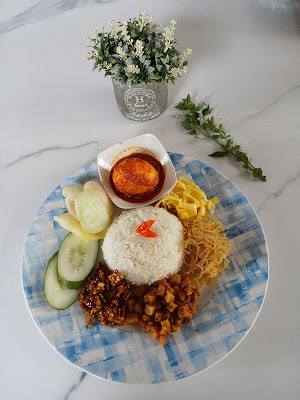 Nasi Uduk Wangi Lampersari