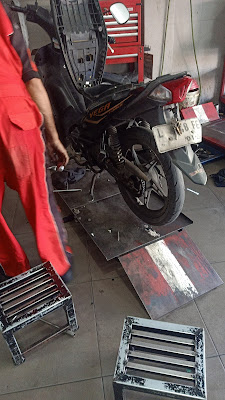 Servis resmi Yamaha Gemini motor 1