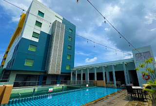Sparks Life Hotel