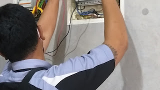 Tukang listrik panggilan 24 jam