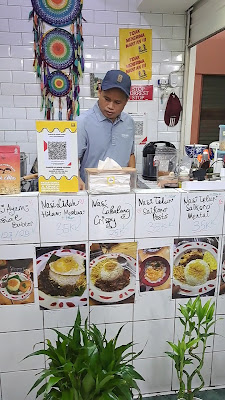 Warung Si Hoodie Kuning
